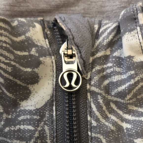 Lululemon Jacket - Picture 2 of 3